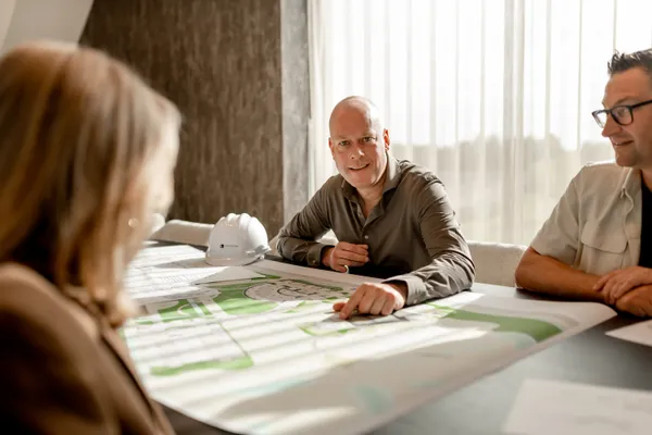 We kijken verder dan alleen de functie. Door te focussen op het team en de organisatie zorgen we dat je terechtkomt in een omgeving waar je goed tot je recht komt.